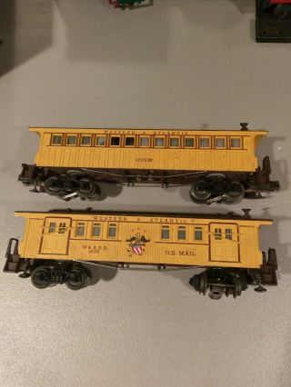 Vintage Lionel Model Train Railroad 1875w Passenger Car & 1876 Mail Car A & W