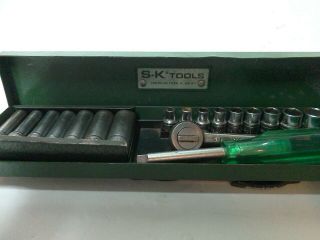 Vintage S - K 1/4 " Drive Ratchet & Socket Set With Metal Case