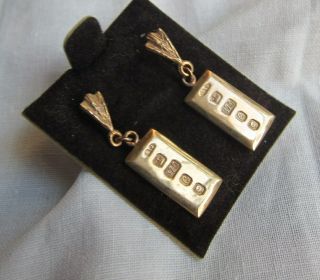 Pair Vintage 1970s Signed Maker B.  J.  9ct Gold Hallmarked Ingot Pendant Earrings