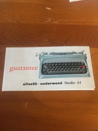 Vintage Olivetti Underwood Studio 44 Portable Typewriter w/ Case 4