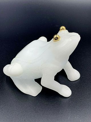Very Rare Daum Crystal White Sitting Frog With Gold Eyes,  Nib,  Signed