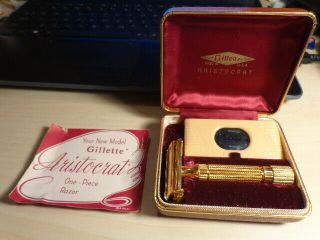 Nos Vintage Gillette Aristocrat Safety Razor Set W/ Case & Blue Blades
