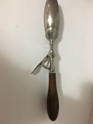 Antique VTG Gilchrist 34 Ice Cream Scoop Banana Split Wood Handle Circa 1915 3