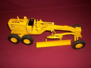 Vintage Metal Caterpillar CAT Motor Grader 1/34 Scale? Miniature Made in USA 50s 4