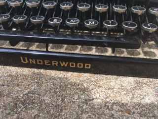 Antique Underwood Vintage Typewriter 2