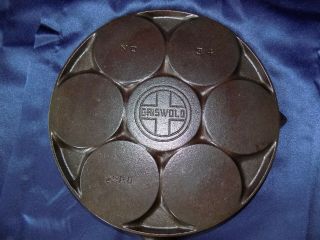 Vntg Griswold Cast Iron 7 Pancake Griddle Skillet Pan No.  34 2980 Lrg / Sm Logo