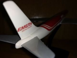 Long Sleek Vintage Emery Worldwide Dc - 8 - 73f Airjet 1/200 Scale Model