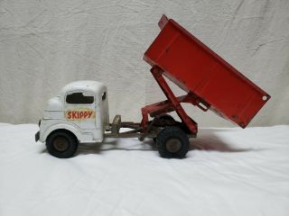 Vintage Structo Windup Toyland Construction Pressed Steel HiLift Dump Truck Toy 2