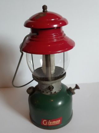 Vintage Red And Green Coleman Lantern 200a Dated 9 - 51 Pyrex Globe Single Mantle