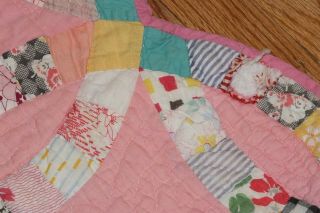 VINTAGE HANDMADE QUILT CIRCA 30 ' s 40 ' s Pink Rings Twin Full 68 x 80 5