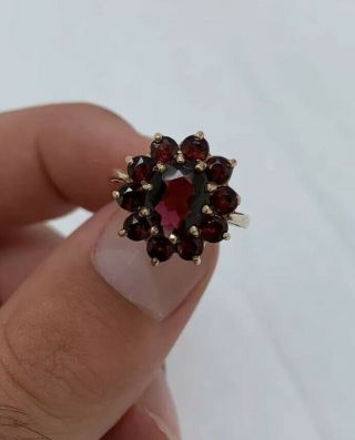 9ct Gold Garnet Large Cluster Ring 9K 375. 2