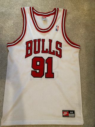 Authentic Dennis Rodman Vintage Nike Chicago Bulls Jersey Size 44 Nike