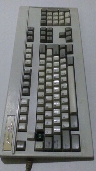 Vintage Zenith Data Systems Zkb - 2 Keyboard (xt/at Switchable)