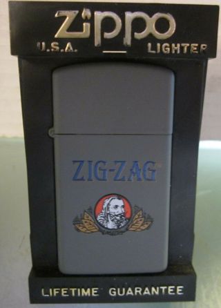 Vintage RARE Zig - Zag Zippo Slim Lighter w Box Rolling Papers Zig Zag 3