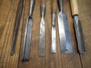 L4202 - LARGE Vintage & Antique Wood Chisels - Woodworking tools - BEATTY,  Etc 2