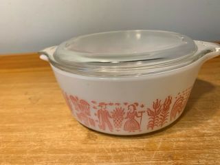 Vtg Pyrex Amish Butterprint Pink And White Casserole Dish 472 Pt With Lid