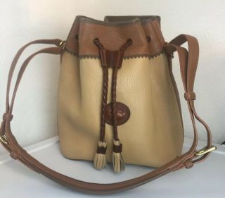 Vintage Dooney & Bourke Brown Drawstring All Weather Leather Bucket Shoulder Bag