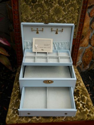 Vintage 3 Tier Charm Jewelry Box By Charm Jewel Cases Jewel Cases Of Distinction