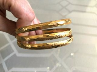 GORGEOUS SET OF 3 Yellow GOLD FILLED TEXTURED THIN BANGLE STACKING BRACELETS 2