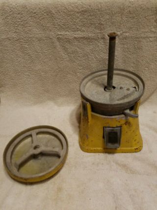 1 Yellow Vintage Regal 1cent Candy/peanut Machine Parts