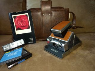 Vintage Polaroid Sx - 70 Land Camera With Case And Manuals