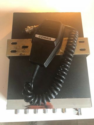 Vintage Cobra 29 XLR 40 Channel Mobile CB Radio With Mic 2