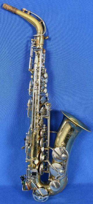 Vintage Armstrong 3000 Alto Saxophone Sax Woodwind Instrument w/ Case 2