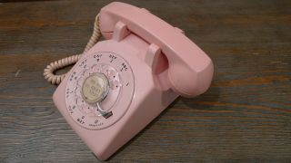 Vintage Mid Century 1960 ' s Western Electric Pink Rotary Dial Telephone 2