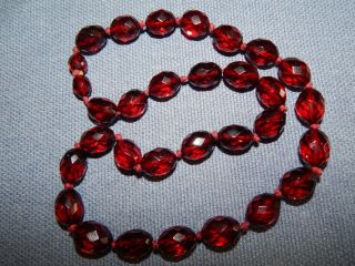 Vintage Art Deco Faceted Cherry Amber Bakelite Bead Necklace Knotted 38g