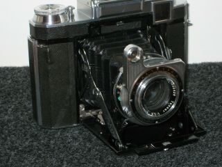Vintage Zeiss Ikon Synchro Compur 120 Film Camera Tessar 80/2.  8