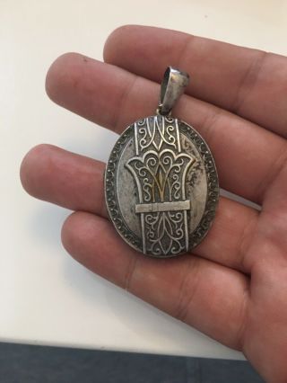 Antique Victorian White Metal Locket Possibly Silver?