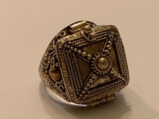 Vintage Large Fancy Bali Style Sterling Silver Poison Ring Size 7