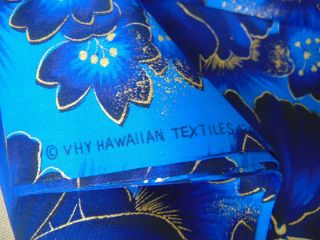Vtg Hawaiian Textiles Fabric FLORAL - Kamaaina - Cotton - 4 yds x 33 