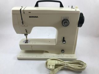 Bernina 800 - Great,  Vintage Sewing Machine With No Foot Controller
