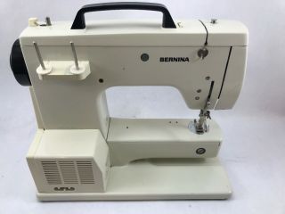 Bernina 800 - great,  vintage sewing machine with No foot controller 4