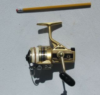 Vintage Nos Daiwa Gs - 15x Gold 3 Ball Bearing Spinning Fishing Reel Bass Trout