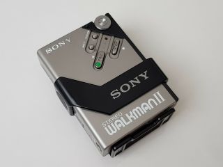 EXTREMELY RARE SONY WALKMAN PERSONAL CASSETTE PLAYER WM - 2 4