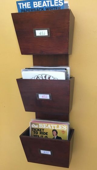 Vintage Wood Wall Hanging 45rpm Record Holder Organizer / Holds,  75 4