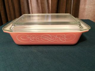 Vintage Pyrex Pink Scroll 575 Space Saver With Lid