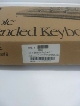 Vintage 1990 Apple Extended Keyboard II - 8