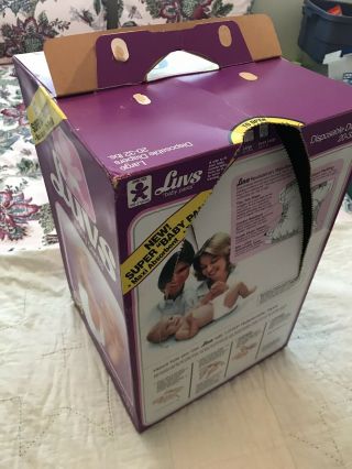 Vintage 1981 Luvs Large 20 - 32 Pounds 64 Count Diapers Empty Box. 2