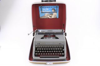 Vintage 1950 Royal Quiet De Luxe Typewriter With Case Deluxe H50