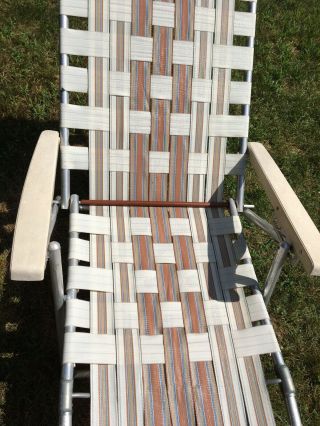 Vtg ALUMINUM Webbed Folding Chaise Lounge LAWN CHAIR Beige/Brown Camp Pool 3