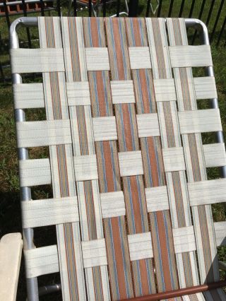 Vtg ALUMINUM Webbed Folding Chaise Lounge LAWN CHAIR Beige/Brown Camp Pool 4