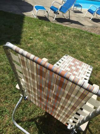 Vtg ALUMINUM Webbed Folding Chaise Lounge LAWN CHAIR Beige/Brown Camp Pool 7