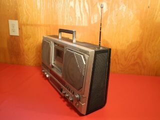 Vintage Akai AJ - 520 Boom Box Ghetto blaster Boombox Casette player radio Rare 5