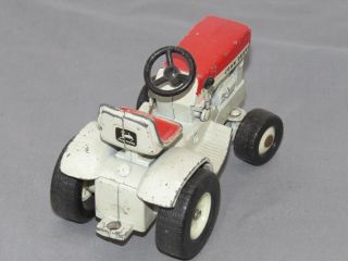 Vintage John Deere 140 Lawn Garden 1:16 Toy Tractor Ertl PATIO RED 4