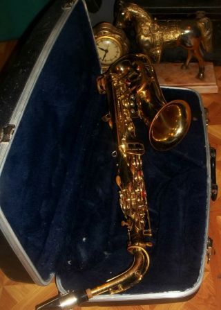 VINTAGE Conn Shooting Star Alto Saxophone Conn Brass Saxophone plus Conn Case 4