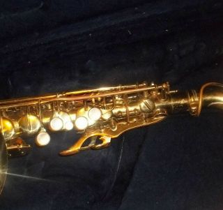 VINTAGE Conn Shooting Star Alto Saxophone Conn Brass Saxophone plus Conn Case 5