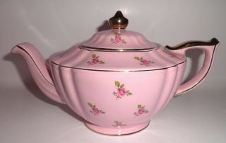 Vintage Sadler England Pink Teapot With Roses And Gold Trim 2353